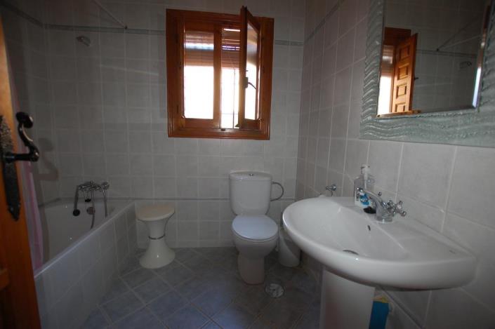 Image No.29-3 Bed Villa for sale