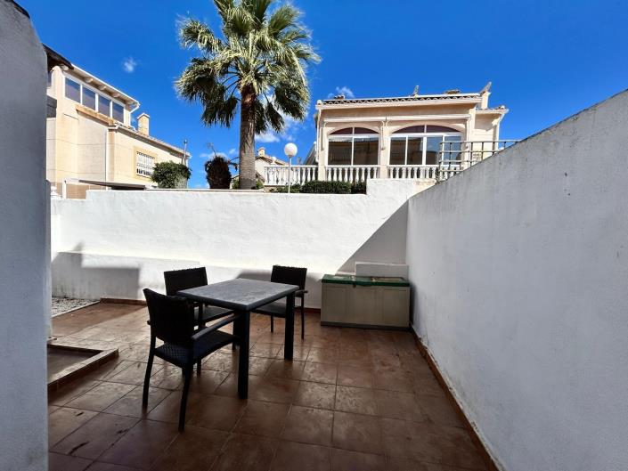 Image No.2-3 Bed Townhouse for sale