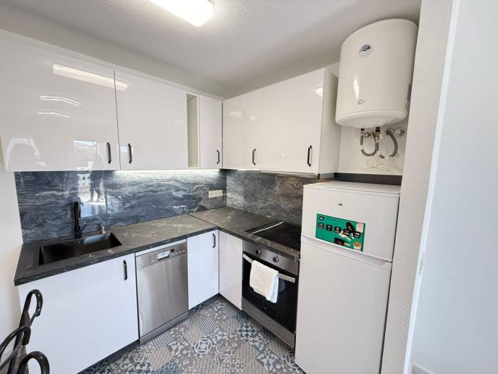 Image No.6-2 Bed Bungalow for sale