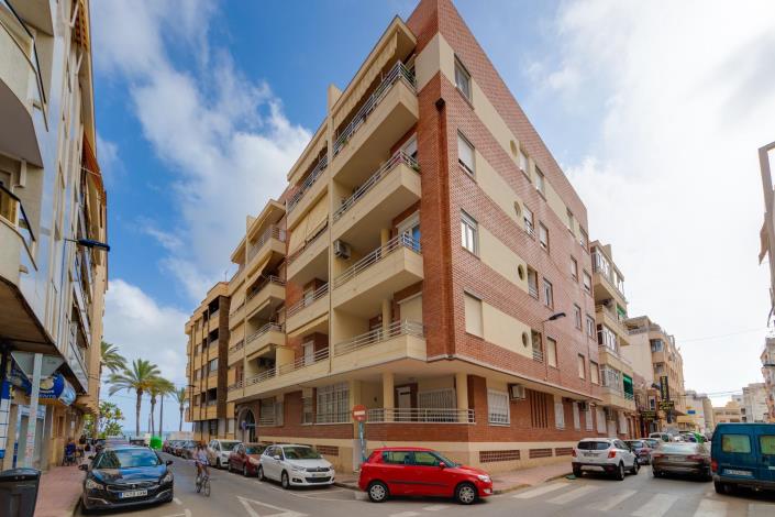 Image No.1-3 Bed Apartment for sale