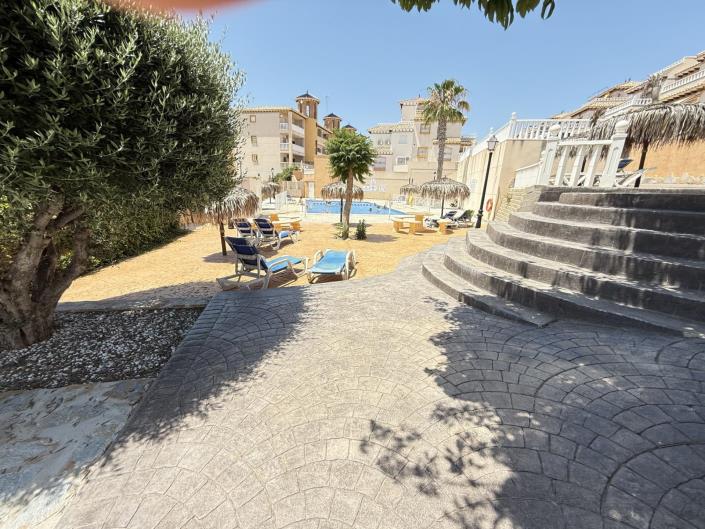 Image No.1-Appartement de 2 chambres à vendre à Cabo Roig