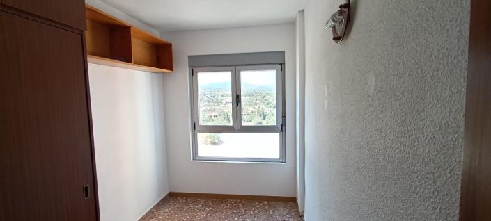 Image No.18-3 Bed Apartment for sale