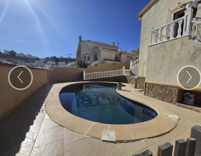 Image No.3-3 Bed Villa for sale