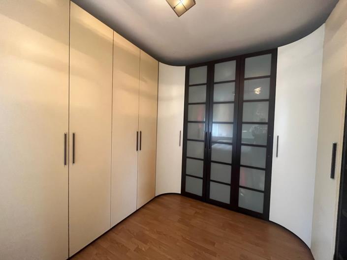 Image No.28-5 Bed Villa for sale