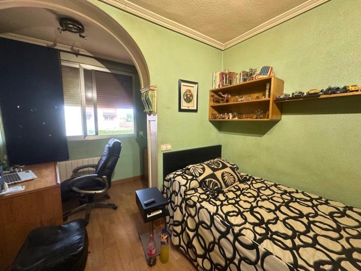 Image No.34-5 Bed Villa for sale