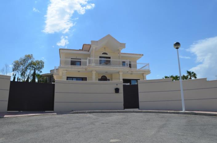 Image No.4-Villa de 4 chambres à vendre à Ciudad Quesada