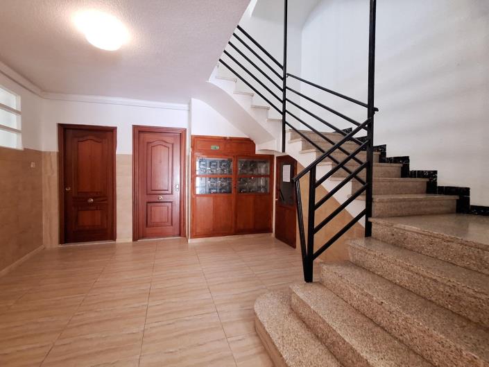 Image No.23-3 Bed Apartment for sale