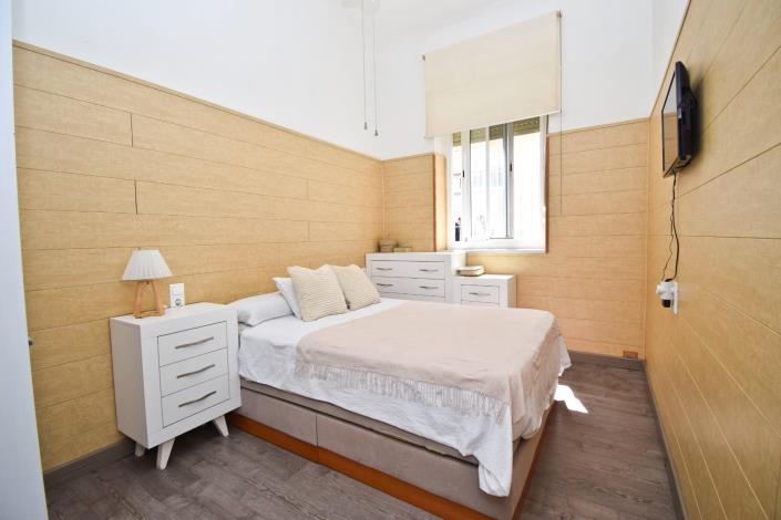 Image No.18-3 Bed Apartment for sale