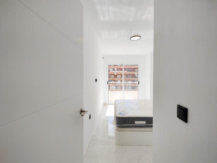 Image No.24-2 Bed Apartment for sale