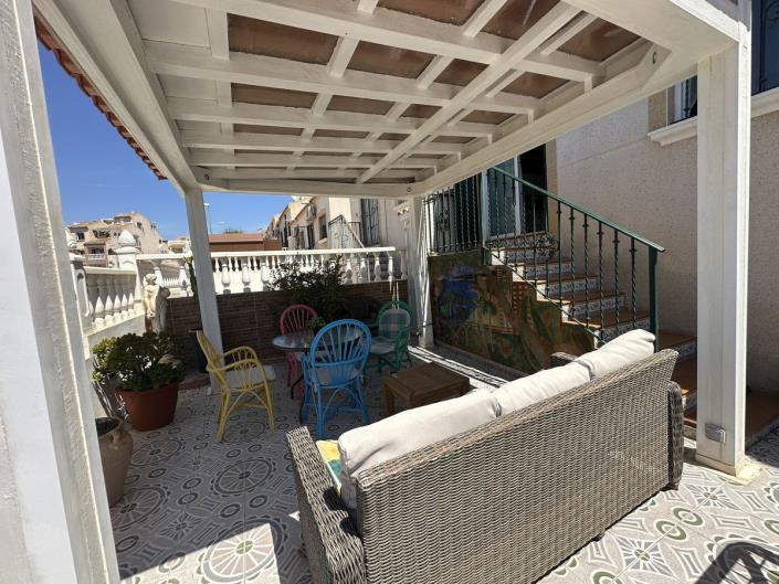 Image No.22-2 Bed Townhouse for sale