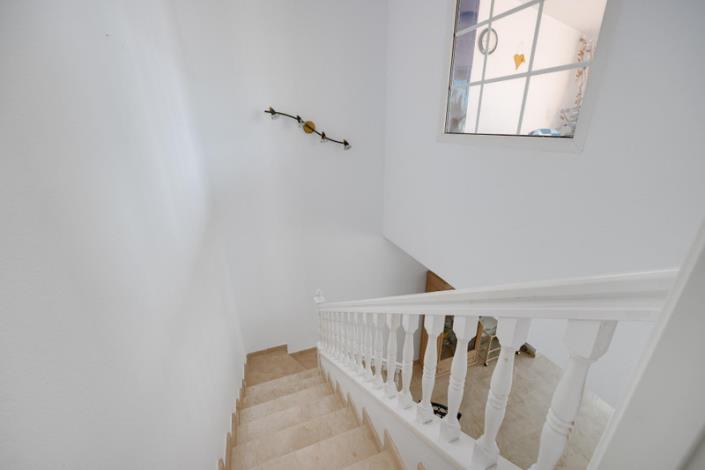 Image No.32-3 Bed Townhouse for sale