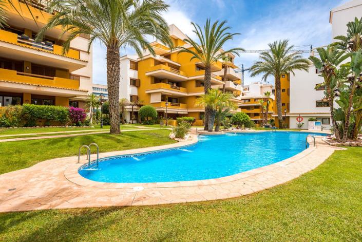 Image No.24-Appartement de 2 chambres à vendre à Punta Prima