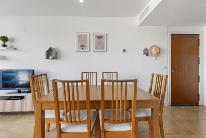 Image No.11-2 Bed Apartment for sale