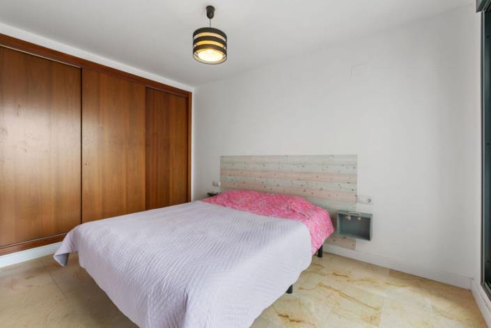 Image No.15-2 Bed Apartment for sale