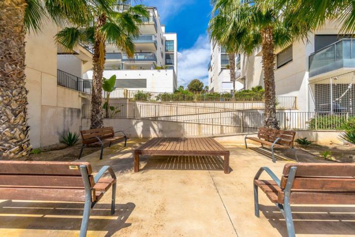 Image No.31-2 Bed Apartment for sale