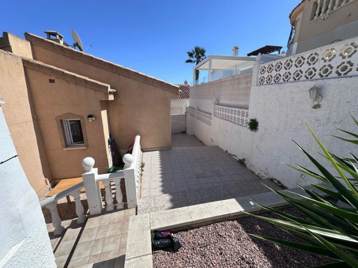 Image No.25-2 Bed Villa for sale