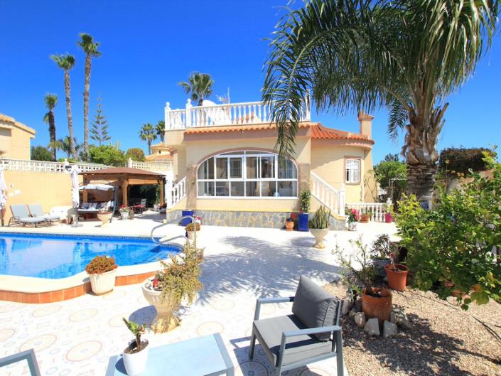 Image No.12-3 Bed Villa for sale