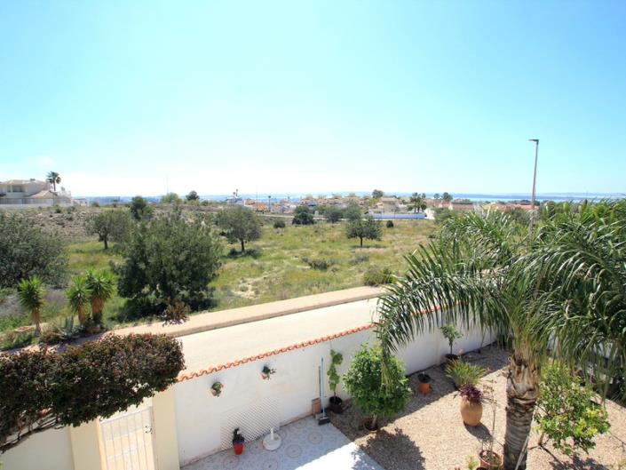 Image No.37-3 Bed Villa for sale