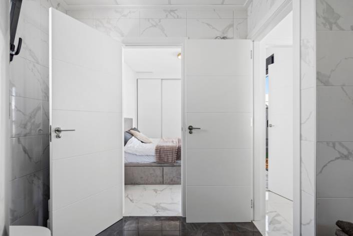 Image No.28-3 Bed Villa for sale