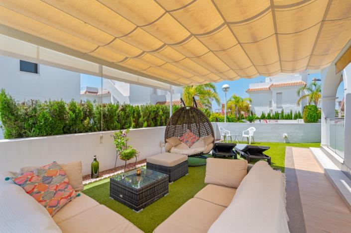 Image No.17-3 Bed Villa for sale