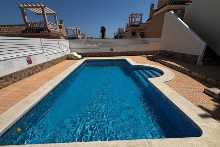 Image No.1-5 Bed Villa for sale