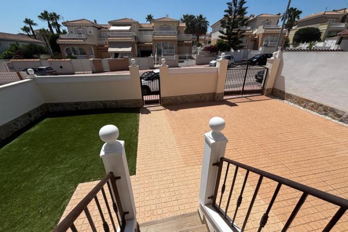 Image No.33-Villa de 5 chambres à vendre à Ciudad Quesada