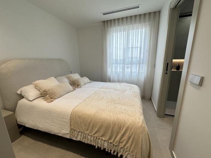 Image No.17-3 Bed Penthouse for sale