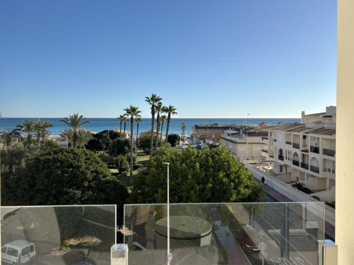 Image No.21-2 Bed Apartment for sale