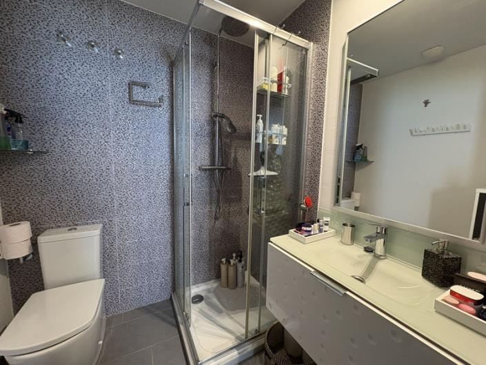 Image No.16-2 Bed Apartment for sale