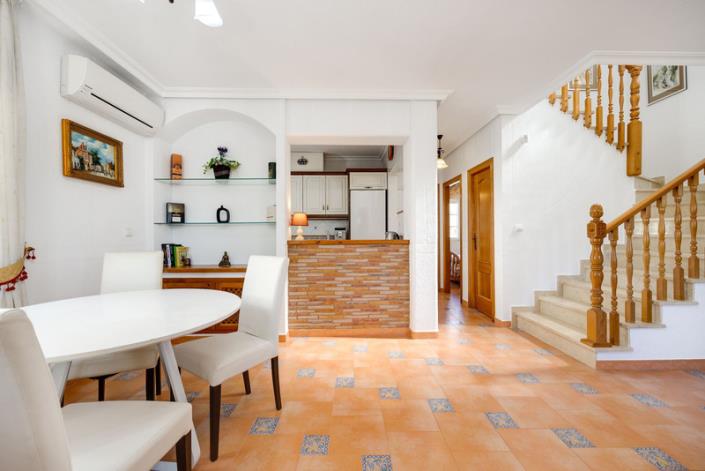 Image No.21-3 Bed Villa / Detached for sale