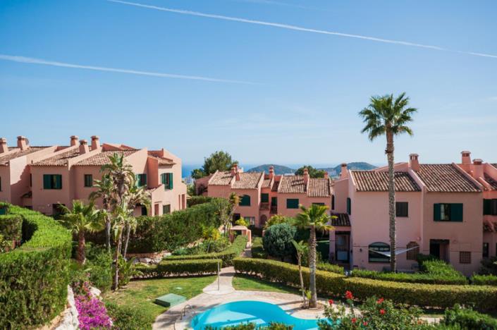 Image No.5-2 Bed Townhouse for sale