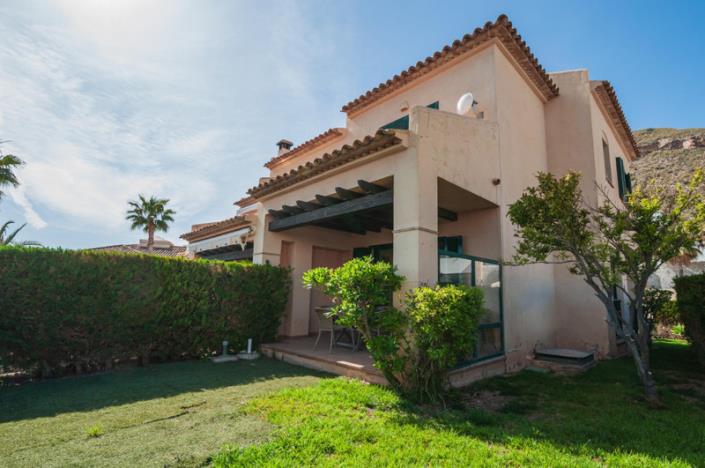 Image No.7-2 Bed Townhouse for sale