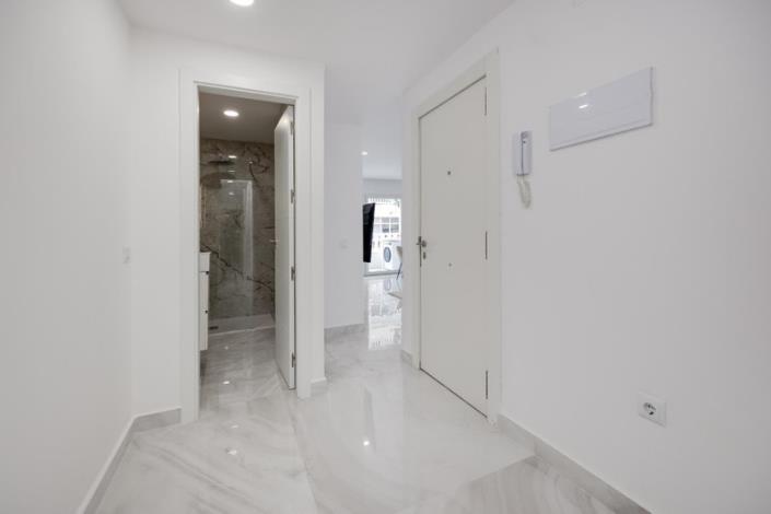 Image No.27-3 Bed Apartment for sale