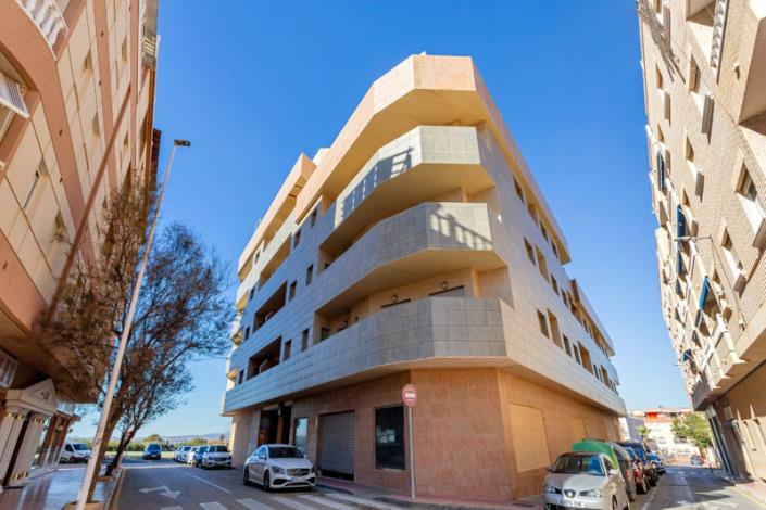 Image No.1-2 Bed Apartment for sale