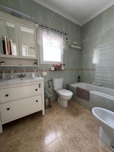 Image No.15-4 Bed Villa for sale