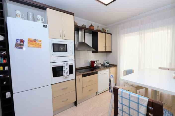 Image No.38-3 Bed Townhouse for sale