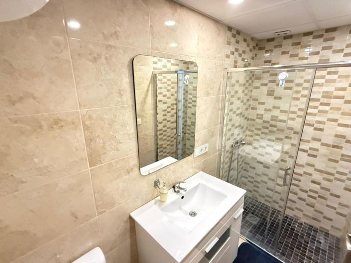 Image No.14-4 Bed Apartment for sale