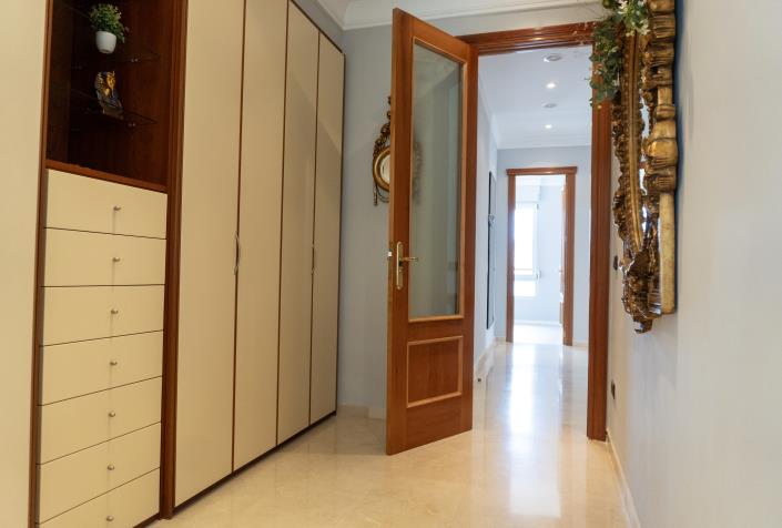 Image No.34-6 Bed Penthouse for sale