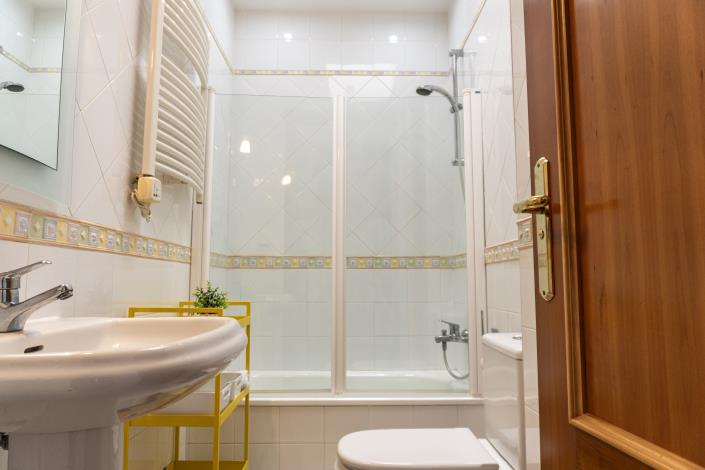 Image No.42-6 Bed Penthouse for sale