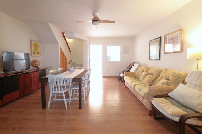 Image No.2-3 Bed Townhouse for sale