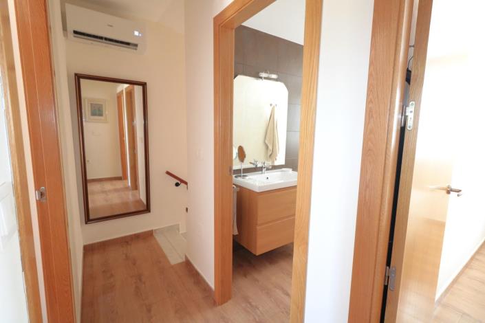 Image No.23-3 Bed Townhouse for sale