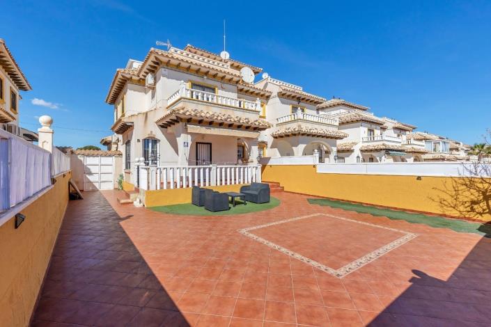 Image No.1-Jumelé de 2 chambres à vendre à Orihuela Costa