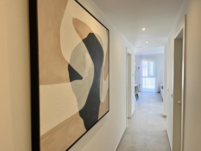 Image No.23-3 Bed Apartment for sale