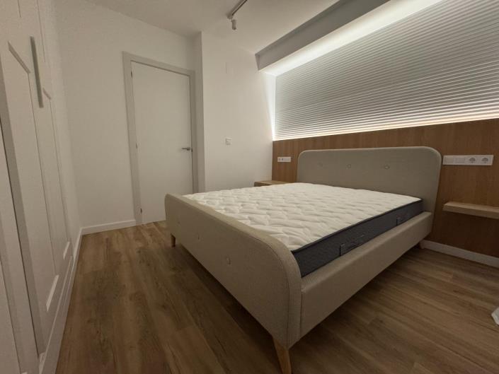 Image No.17-2 Bed Apartment for sale