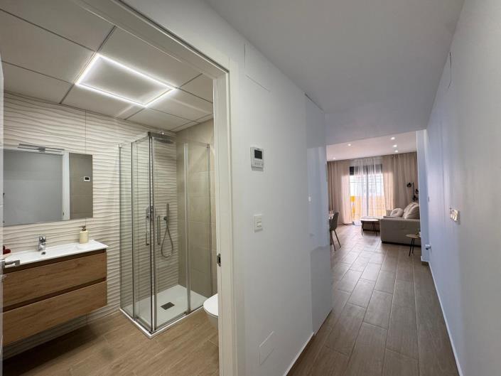 Image No.31-2 Bed Apartment for sale