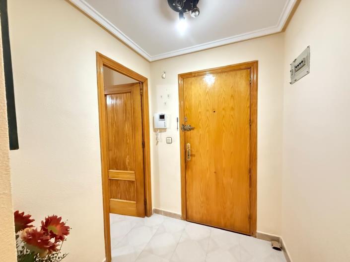 Image No.26-3 Bed Apartment for sale