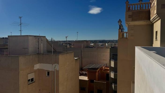 Image No.51-2 Bed Apartment for sale