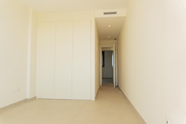 Image No.25-2 Bed Apartment for sale