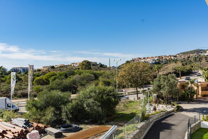 Image No.26-2 Bed Apartment for sale