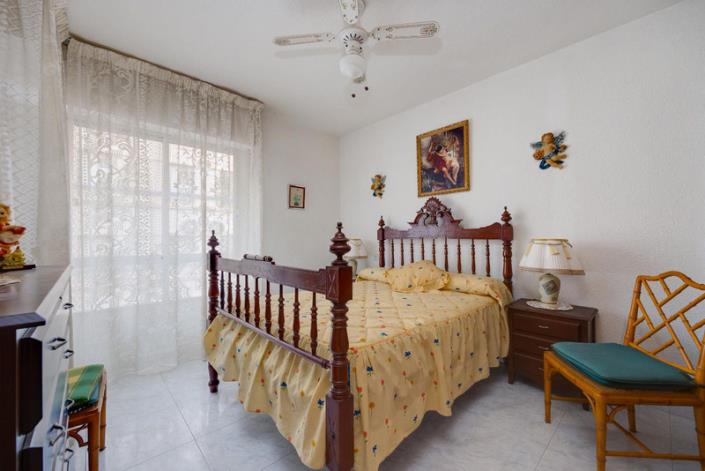 Image No.2-Appartement de 2 chambres à vendre à Torrevieja